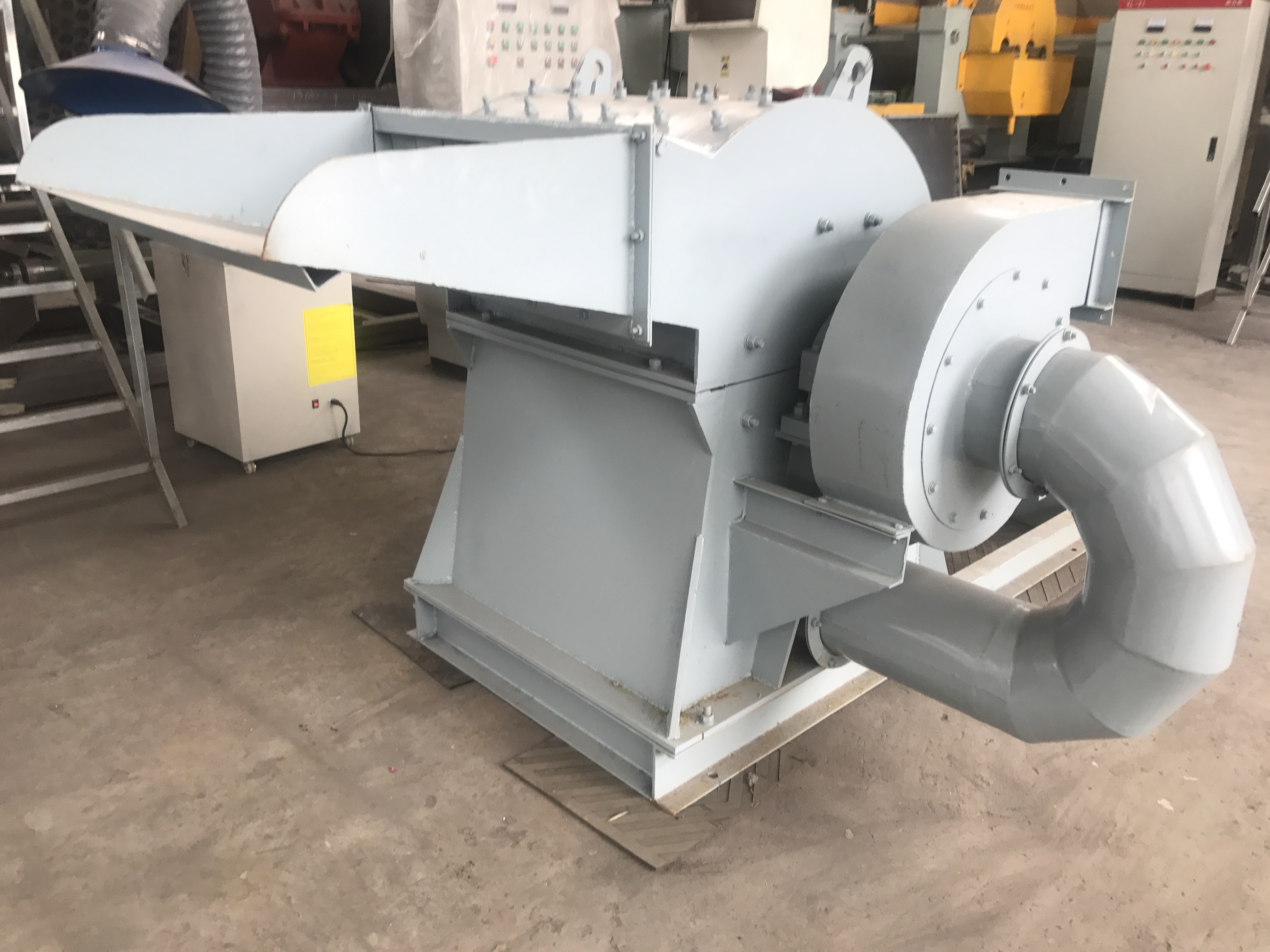 粉碎機_鋰電池粉碎機_鋰電池粉碎生產(chǎn)線