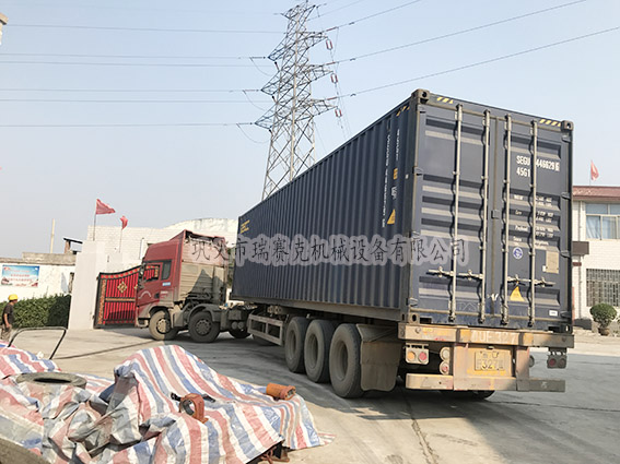 英國廢舊輪胎膠粉設(shè)備線發(fā)貨