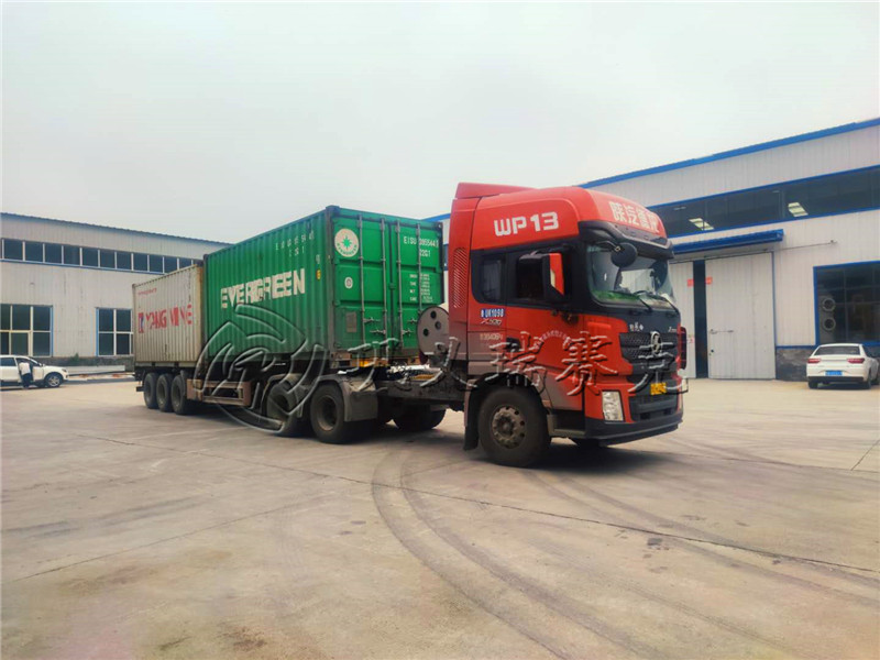 也門(mén)廢舊輪胎處理設(shè)備一套工藝整齊配置齊發(fā)走